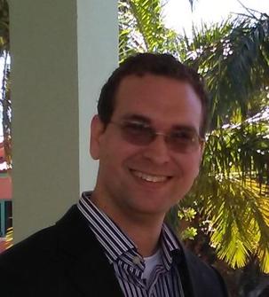 Daniel Aviles is a Journalist based in Clearwater, specializing in Politics and Arts & Books with expertise in Audio package (Radio / Podcast). Available for freelance assignments on Paydesk. Speaks English and Spanish