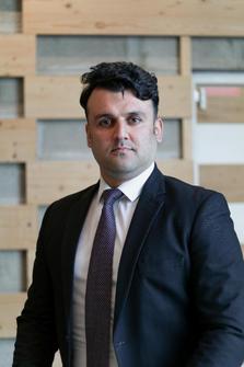 Ahmad Bizhan ARYAN is a Journalist And Videographer based in Mulhouse, specializing in War Reporter and Research with expertise in Interview (Video / Broadcast) and Vox Pop. Available for freelance assignments on Paydesk. Speaks Persian (Farsi) and English