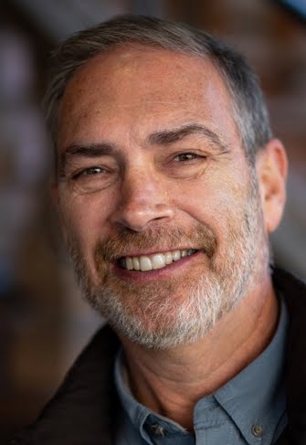 Lee Frank is a Journalist based in Denver, specializing in Business and Finance with expertise in Audio package (Radio / Podcast) and Interview (Video / Broadcast). Available for freelance assignments on Paydesk. Speaks English and Hebrew