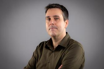 Robert Jeffery is a Journalist based in Singapore, specializing in Business and Current Affairs with expertise in Feature Stories and Content Writing. Available for freelance assignments on Paydesk. Speaks English
