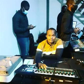 Vita Angula is a Journalist And Photographer based in Windhoek, specializing in Business and Politics with expertise in Video Package (Web / Broadcast) and Vox Pop. Available for freelance assignments on Paydesk. Speaks English