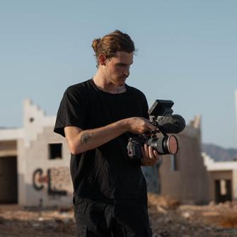 Jack Lawes is a Videographer, Photographer And Drone Pilot based in Cairo, specializing in Business and Politics with expertise in Photography and Video Rushes. Available for freelance assignments on Paydesk. Speaks English