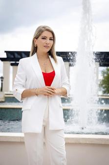 Reach Laura Artal directly through Journalist.net, the only and best way to reach verified Journalists. I am a Venezuelan journalist, television...