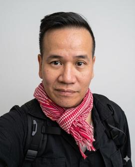 Reach Charlie Dharapak directly through Journalist.net, the only and best way to reach verified Journalists. Charlie is a prominent, award-winning...