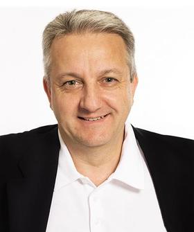 Francisco Javier Arboli is a Photographer, Journalist And Videographer based in Miami, specializing in Politics and Current Affairs with expertise in Video Package (Web / Broadcast) and Audio package (Radio / Podcast). Available for freelance assignments on Paydesk. Speaks Spanish and English